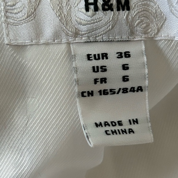 Fully lined shawl collar vest. - Picture 11 of 11